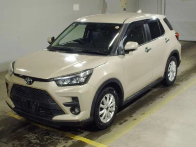 Toyota RAIZE  с аукциона в Японии