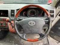 Toyota HIACE VAN лот № 90227 оценка 3  с аукциона в Японии 2