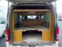 Toyota HIACE VAN лот № 90227 оценка 3  с аукциона в Японии 9