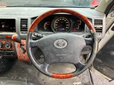 Toyota HIACE VAN  с аукциона в Японии