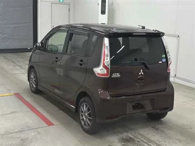 Mitsubishi EK CUSTOM