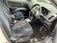 Mitsubishi OUTLANDER лот № 90230 оценка 3.5  с аукциона в Японии 6