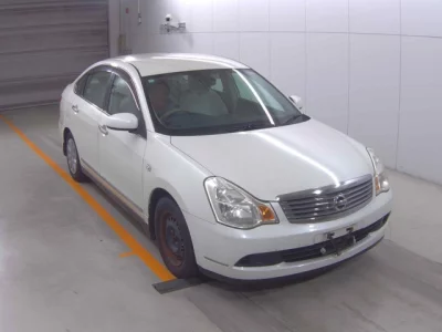 Nissan SYLPHY  с аукциона в Японии
