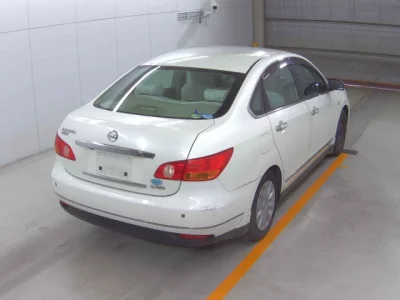 Nissan SYLPHY  с аукциона в Японии