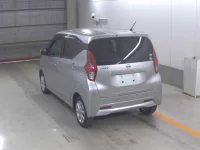 Nissan DAYZ лот № 3005 оценка 4  с аукциона в Японии 1