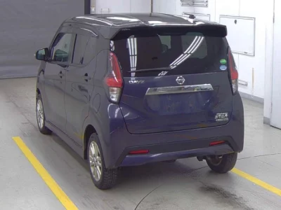 Nissan DAYZ  с аукциона в Японии