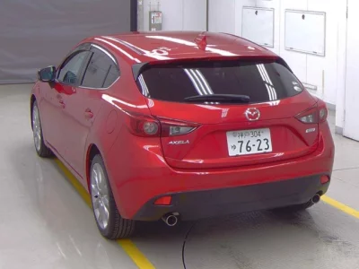 Mazda AXELA