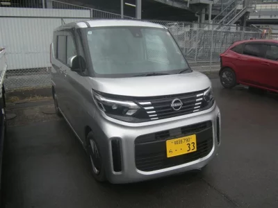 Nissan ROOX  с аукциона в Японии