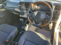 Suzuki JIMNY лот № 1045 оценка RB  с аукциона в Японии 3