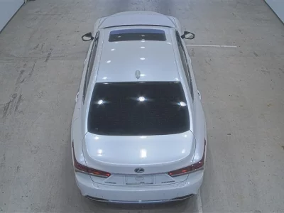 Lexus LS  с аукциона в Японии