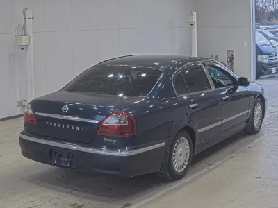 Nissan PRESIDENT
