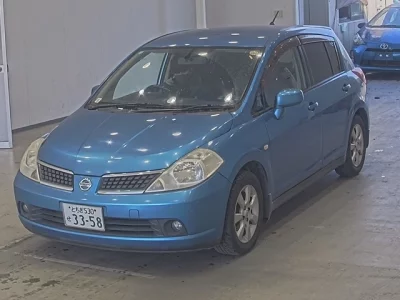 Nissan TIIDA