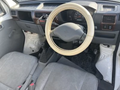 Mitsubishi MINICAB TRUCK  с аукциона в Японии