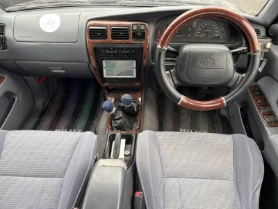 Toyota HILUX SURF  с аукциона в Японии