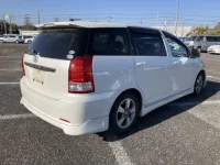 Toyota WISH лот № 795 оценка 3.5  с аукциона в Японии 1