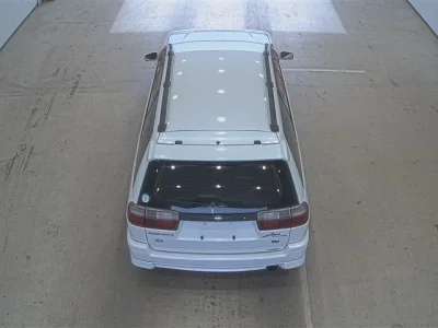 Nissan AVENIR WAGON