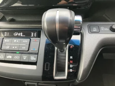 Honda STEP WAGON  с аукциона в Японии