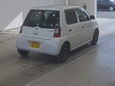 Daihatsu Esse