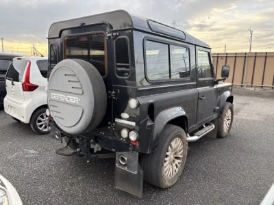 Rover DEFENDER