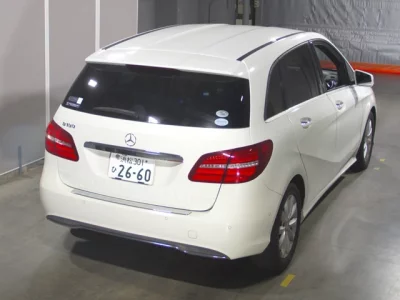 Mercedes-Benz B CLASS