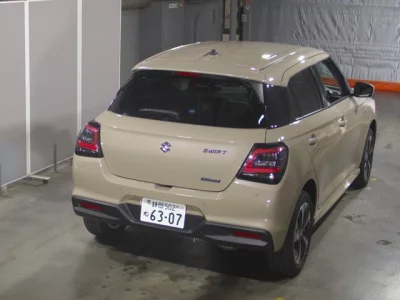 Suzuki SWIFT  с аукциона в Японии