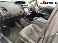 Toyota PRIUS ALPHA лот № 3002 оценка 3.5  с аукциона в Японии 2