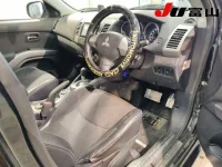 Mitsubishi OUTLANDER лот № 3005 оценка R  с аукциона в Японии 5