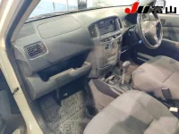 Toyota SUCCEED лот № 3015 оценка R  с аукциона в Японии 2