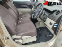 Toyota PASSO SETTE лот № 1019 оценка R  с аукциона в Японии 5