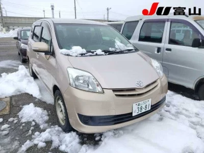 Toyota PASSO SETTE  с аукциона в Японии