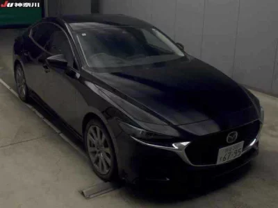 Mazda MAZDA3  с аукциона в Японии