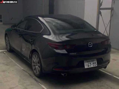 Mazda MAZDA3  с аукциона в Японии