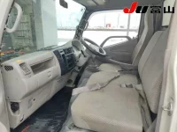 Toyota DYNA лот № 7005 оценка 3  с аукциона в Японии 2