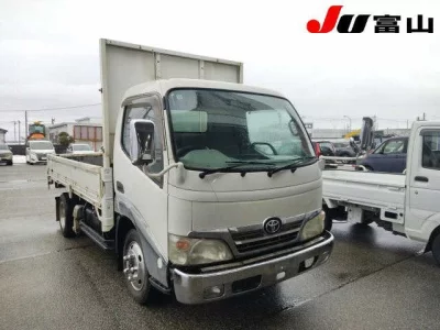 Toyota DYNA  с аукциона в Японии