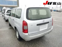 Toyota PROBOX лот № 1028 оценка R  с аукциона в Японии 1