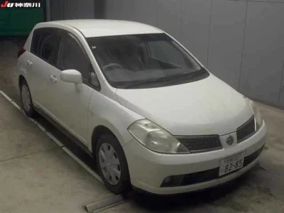 Nissan TIIDA  с аукциона в Японии