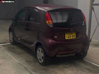 Mitsubishi I  с аукциона в Японии