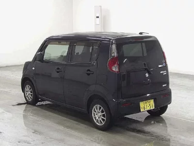Suzuki MRWAGON