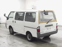 Mazda BONGO VAN лот № 104 оценка R  с аукциона в Японии 1