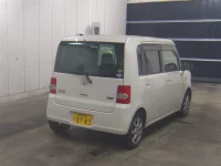 Toyota PIXIS SPACE лот № 1035 оценка 3  с аукциона в Японии 4