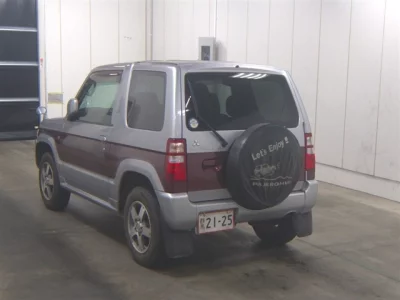 Mitsubishi PAJERO MINI