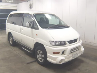 Mitsubishi DELICA
