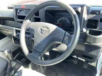 Toyota PIXIS TRUCK  с аукциона в Японии