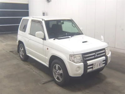 Mitsubishi PAJERO MINI