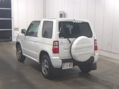 Mitsubishi PAJERO MINI