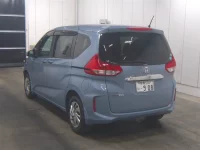 Honda FREED лот № 3043 оценка R  с аукциона в Японии 1