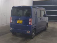 Toyota PIXIS MEGA лот № 7156 оценка 4  с аукциона в Японии 4