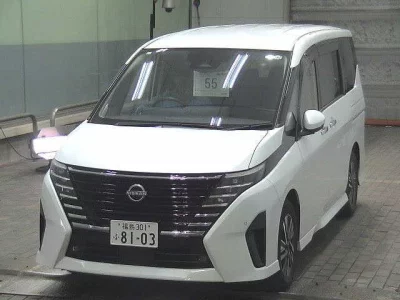 Nissan SERENA  с аукциона в Японии