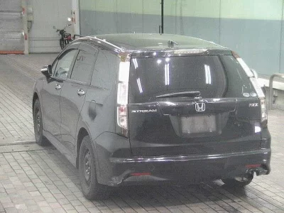 Honda STREAM  с аукциона в Японии