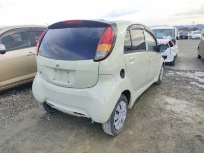 Mitsubishi I  с аукциона в Японии